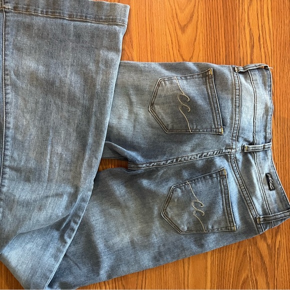 Cowgirl Couture  Jeans - Picture 2 of 7